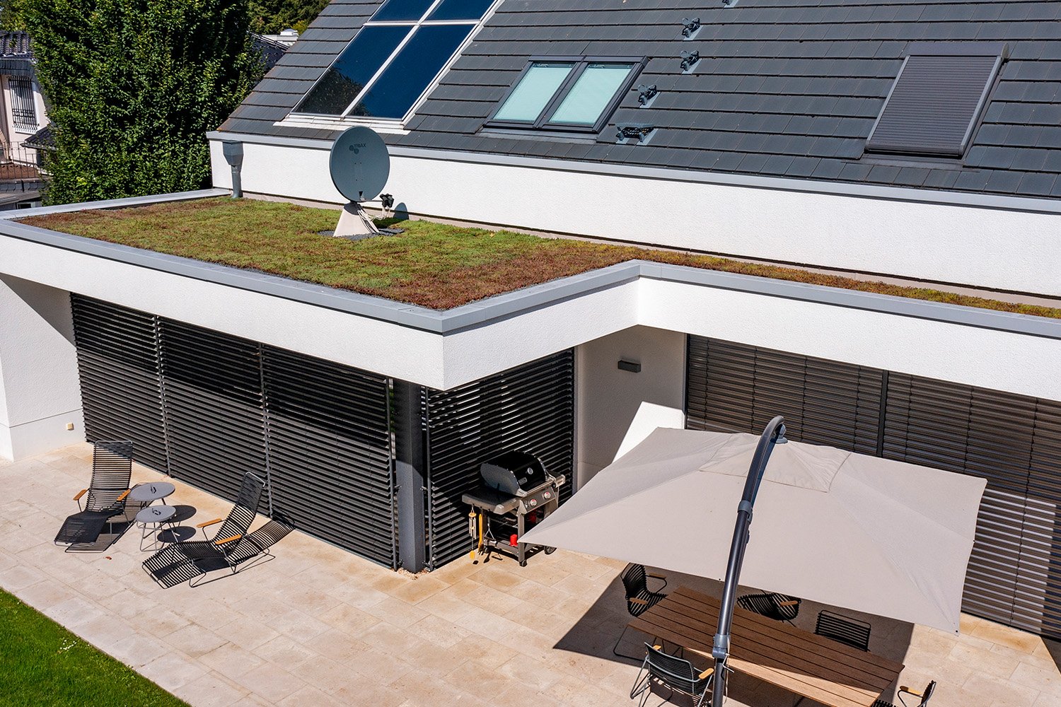 Green Sphere Roof detail